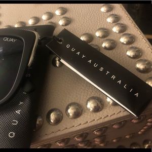Quay NWT Sunglasses